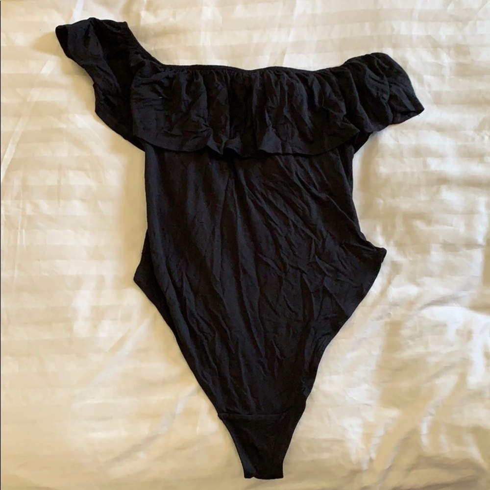 one shoulder bodysuit top, size L NWOT